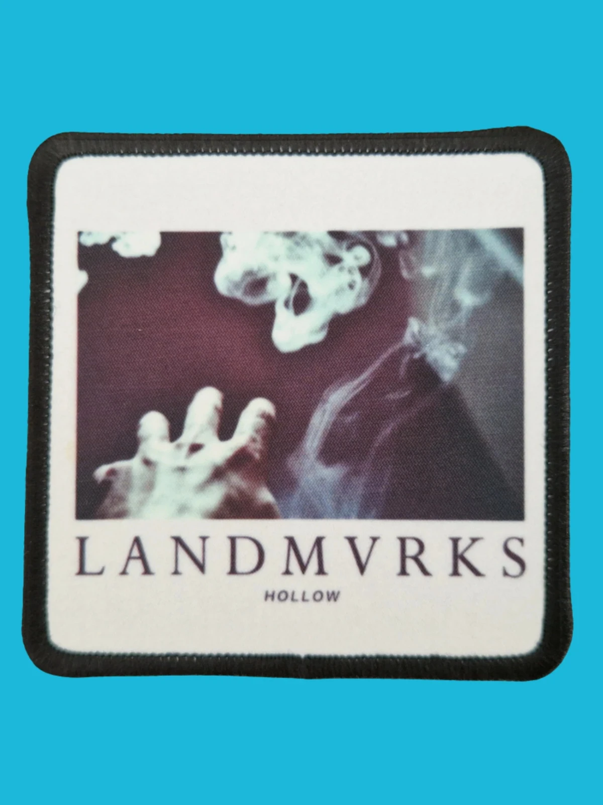 Patch Landmvrks - Hollow - Imprimé - Carré de 7,5 x 7,5 centimètres